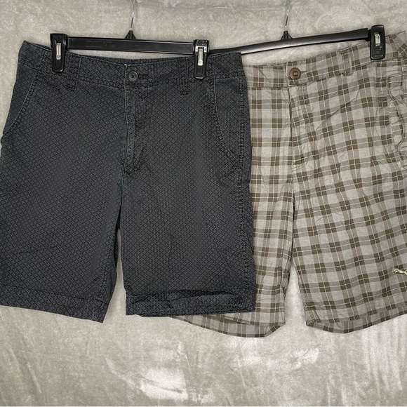 Aeropostale and Puma Men’s Shorts Size 32 - Picture 1 of 15